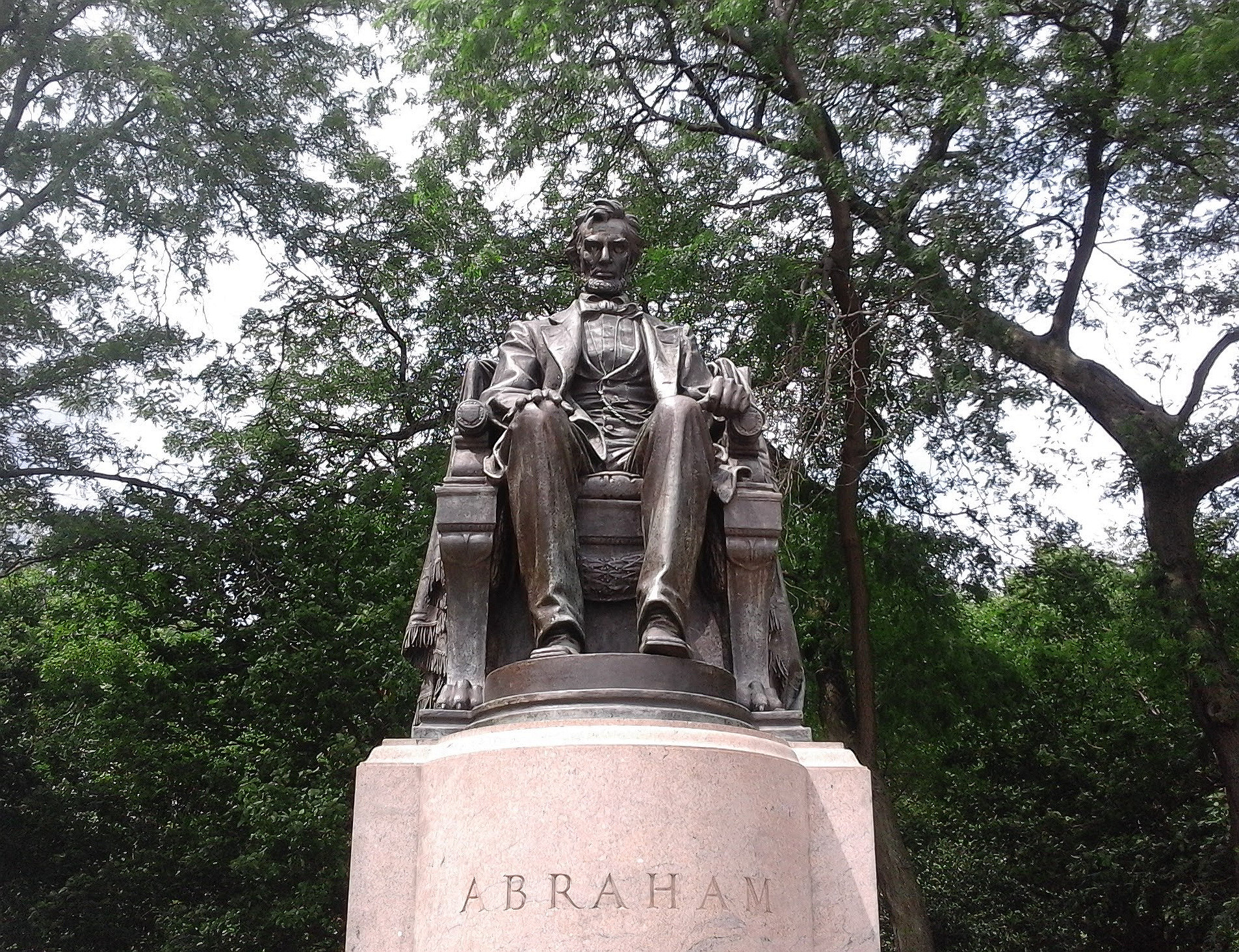 Chicago Mulls Removal of Statues of Lincoln, Washington, Grant, and McKinley