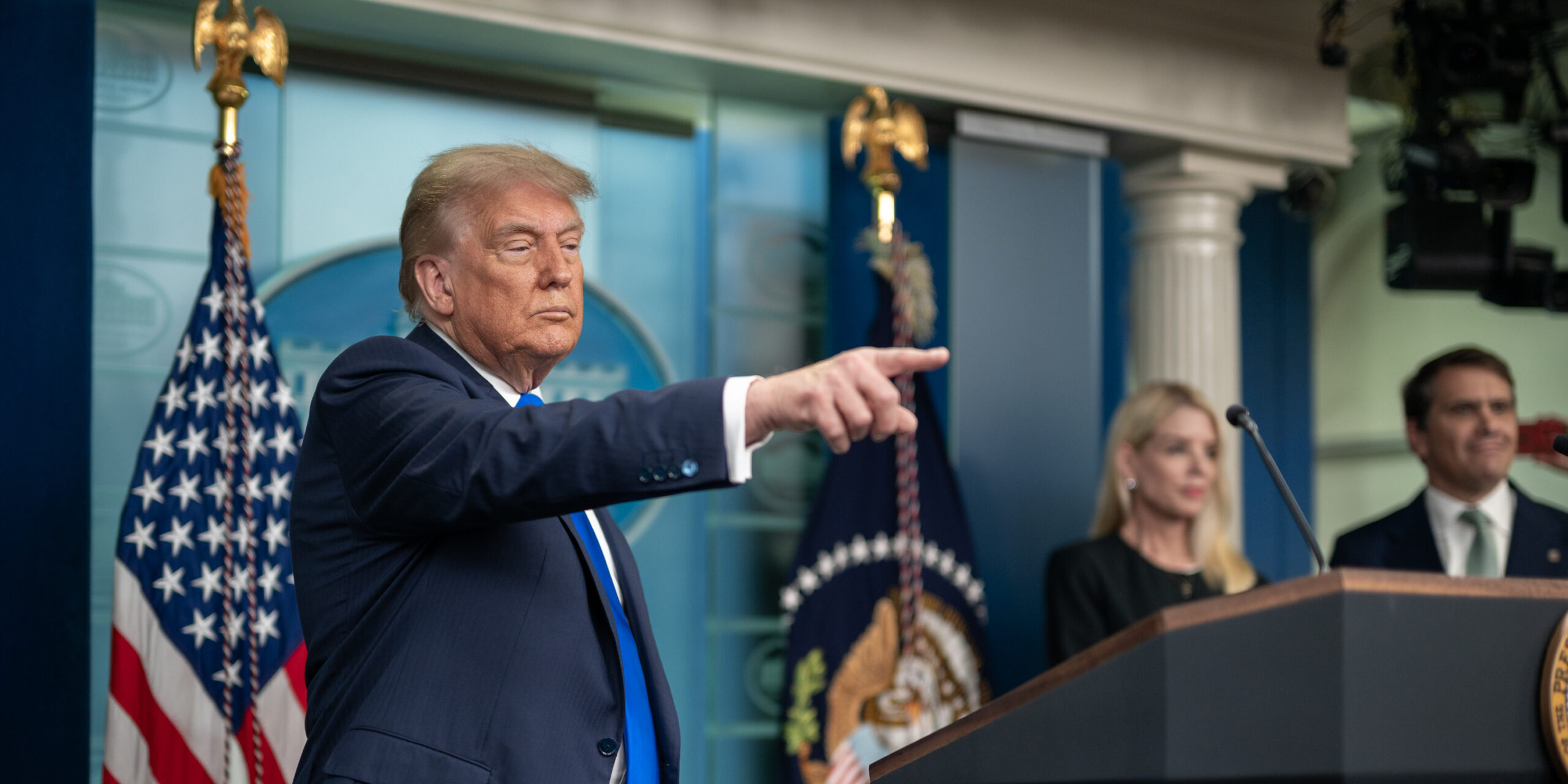 Supreme Court Allows Trump Mass Federal Layoffs
