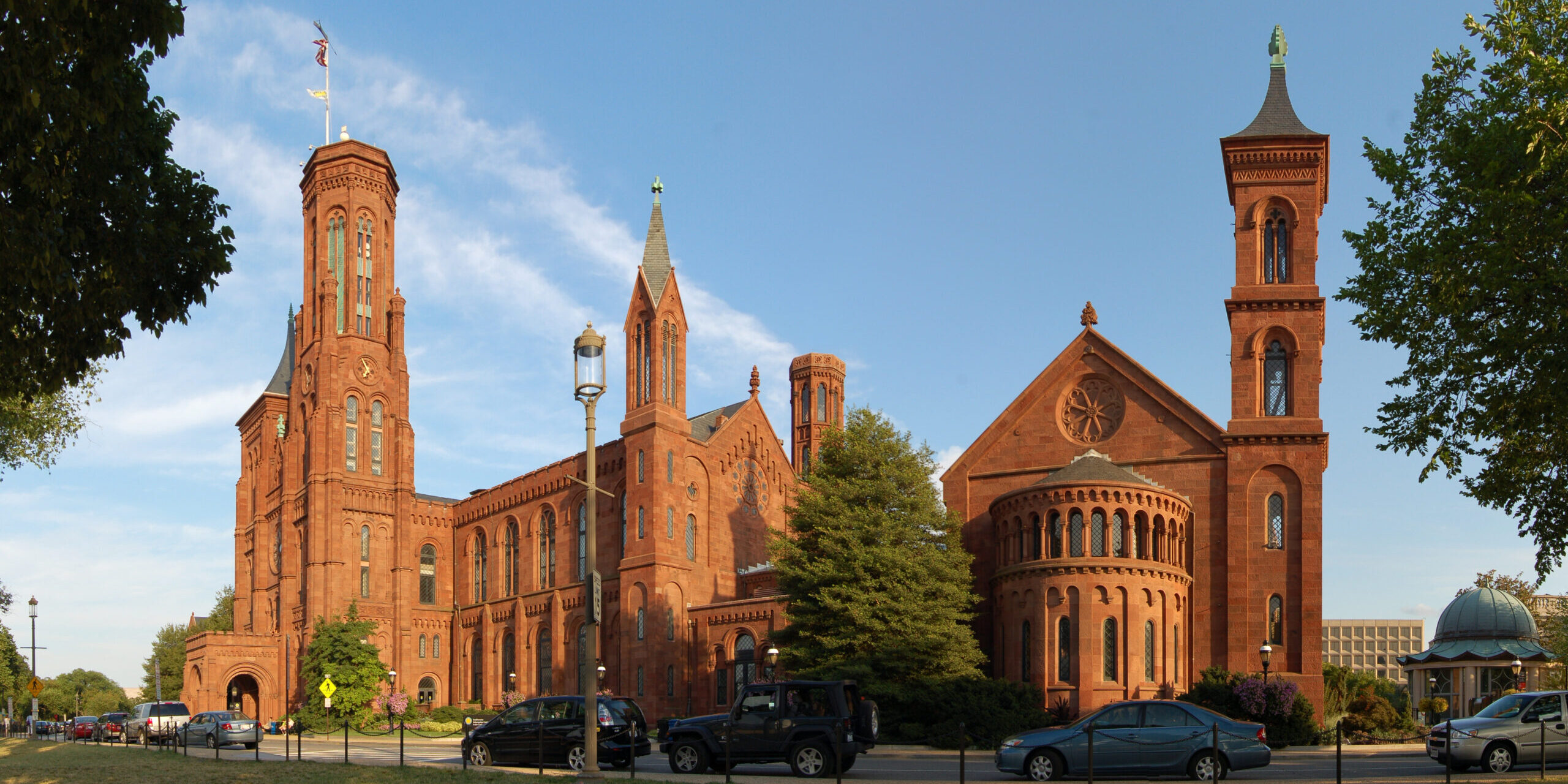 Trump Admin to Cut Smithsonian Funding for Refusing to Comply with DEI Review.