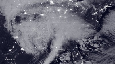 Satellite image of Jan. 2016 blizzard bearing down on U.S. East Coast (photo credit: NASA Goddard Space Flight Center via Flickr, CC BY 2.0)